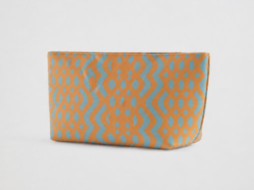 Ocean Rain pattern pouch